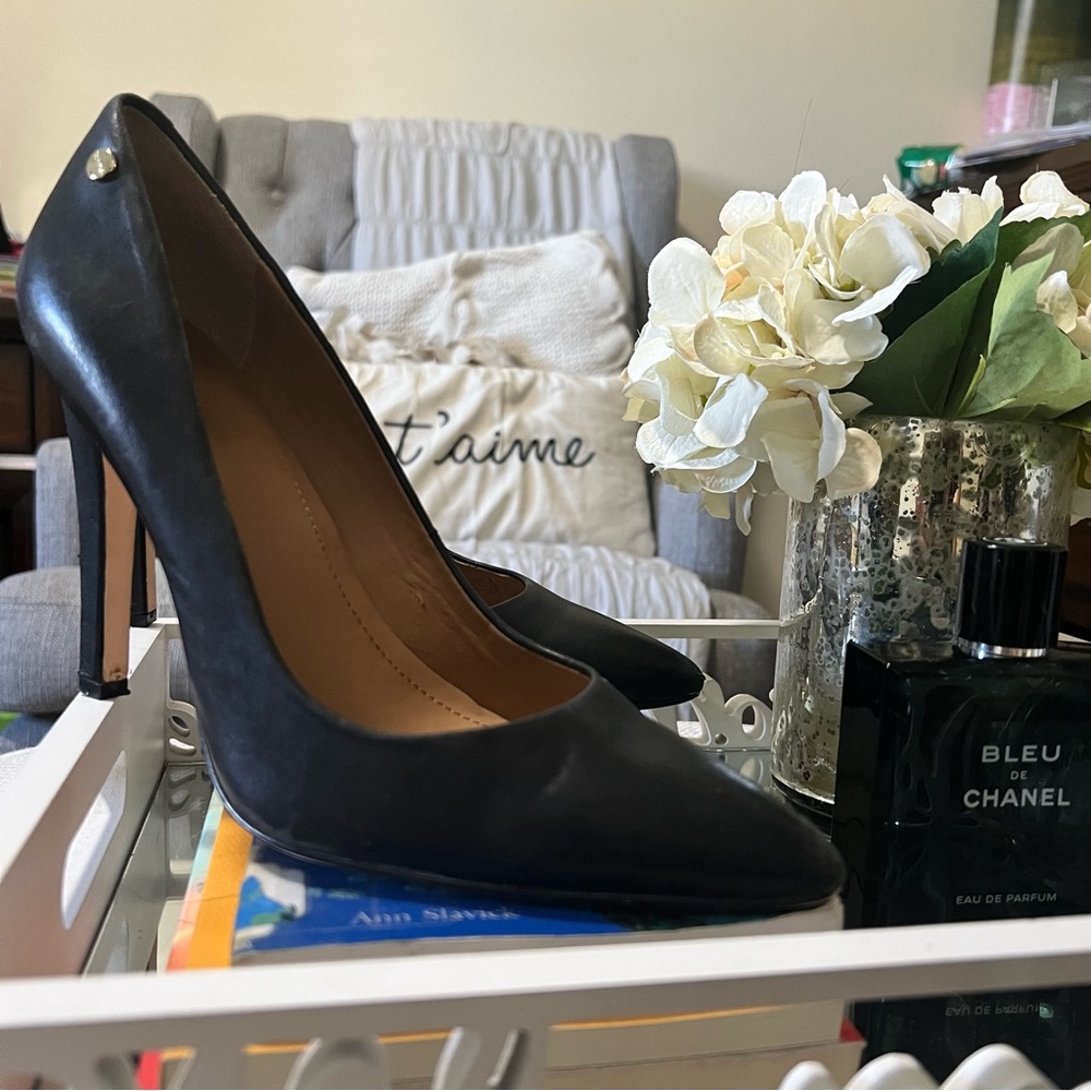 Black heels